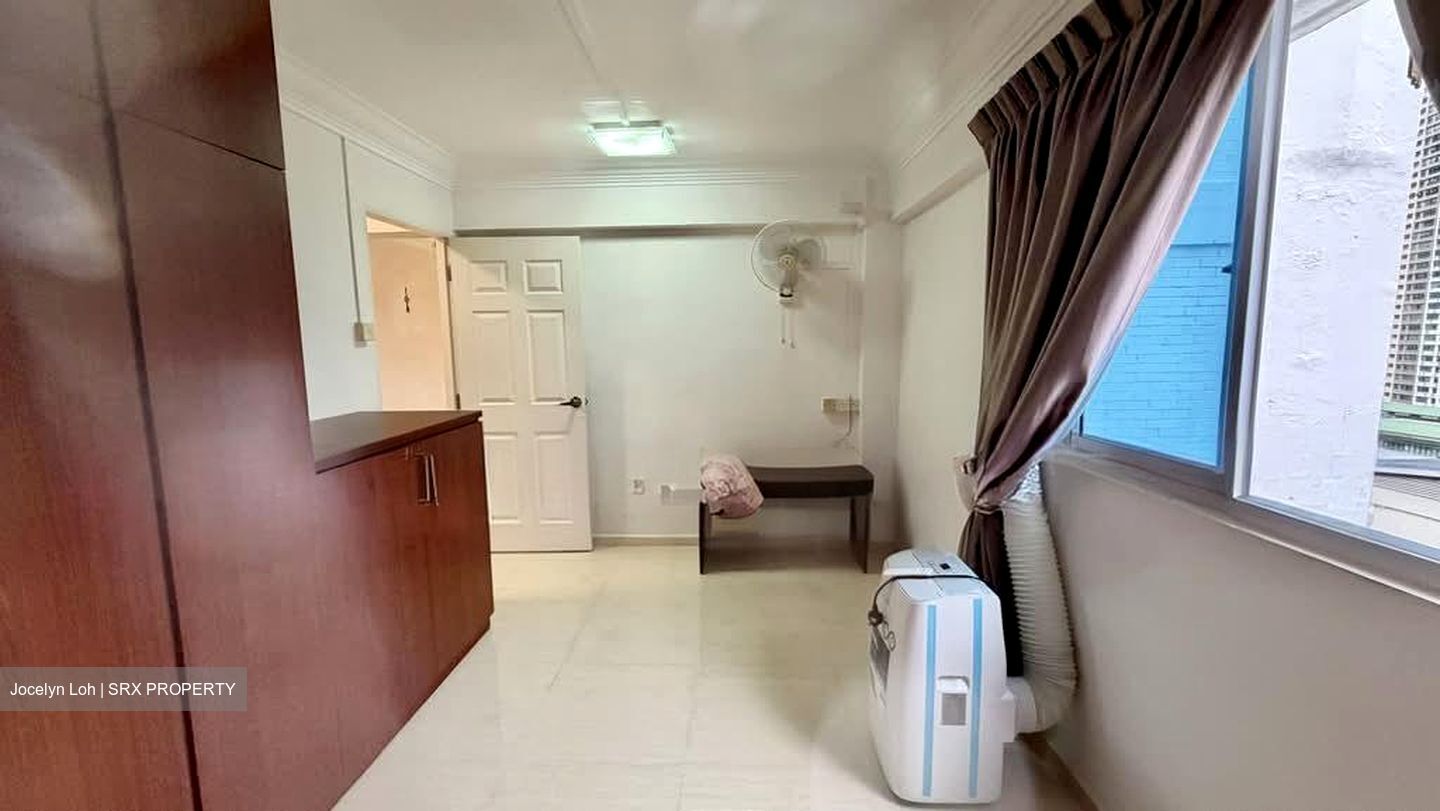 Blk 213 Bukit Batok Street 21 (Bukit Batok), HDB 4 Rooms #563780921